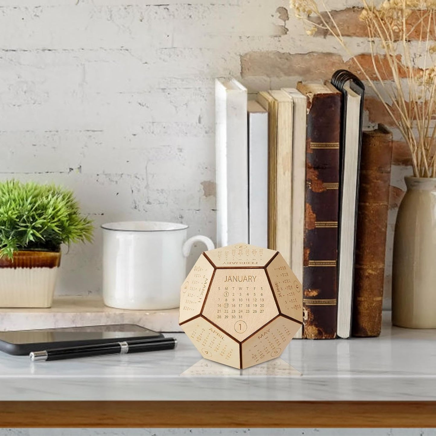 Creative Hexagonal Dice Desktop Calendar